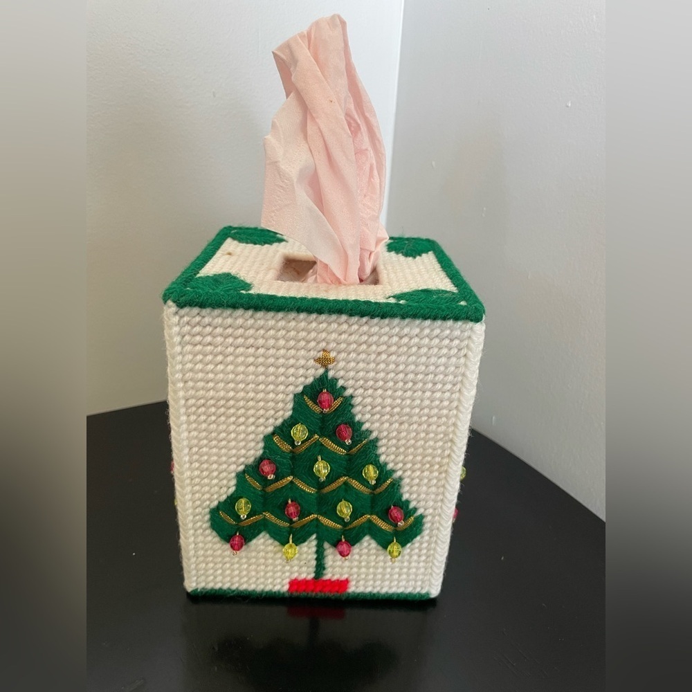 Vintage handmade Needlepoint Christmas Square Tissue Box Cover